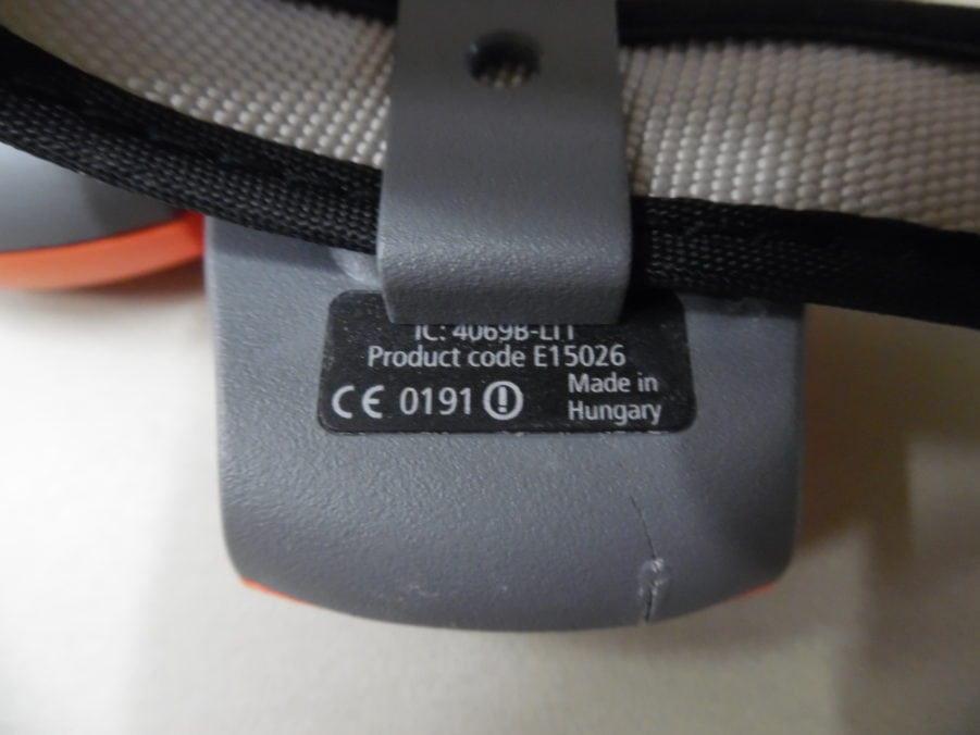 Raymarine Lifetag MOB Base Station + 4 Tags Parts Only - AS IS NO RETURNS - Image 3
