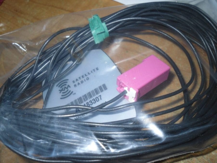 XM DELPHI SATELLITE RADIO ANTENNA w/FAKRA PINK CONNECTOR - Image 3