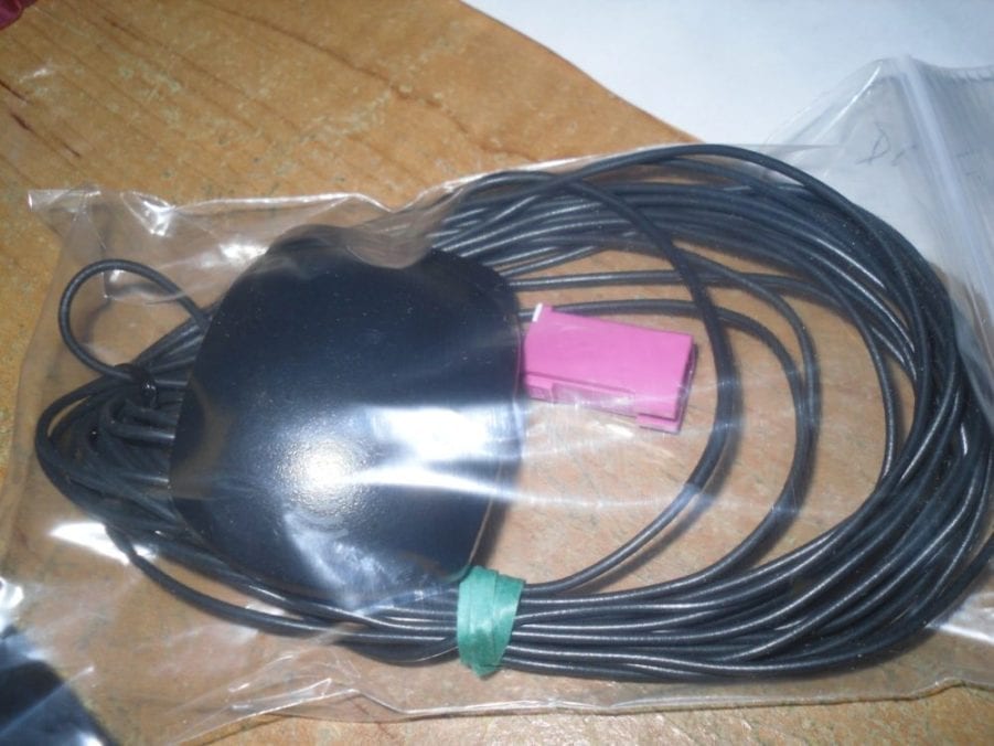 XM DELPHI SATELLITE RADIO ANTENNA w/FAKRA PINK CONNECTOR