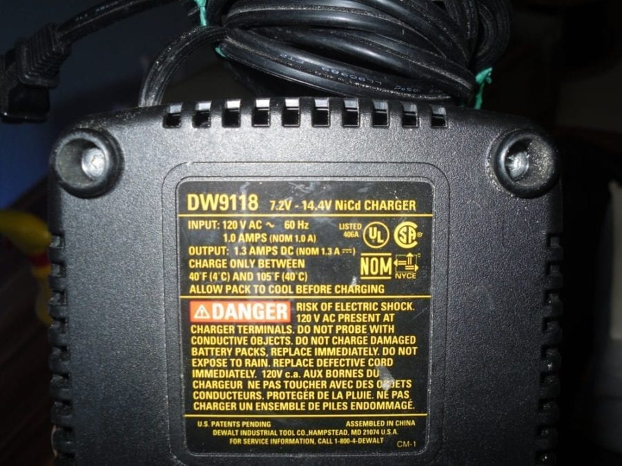 DeWalt DW9118 7.2v - 14.4v NiCd Charger - Excellent Working Condition - FREE SHIPPING USA - Image 4