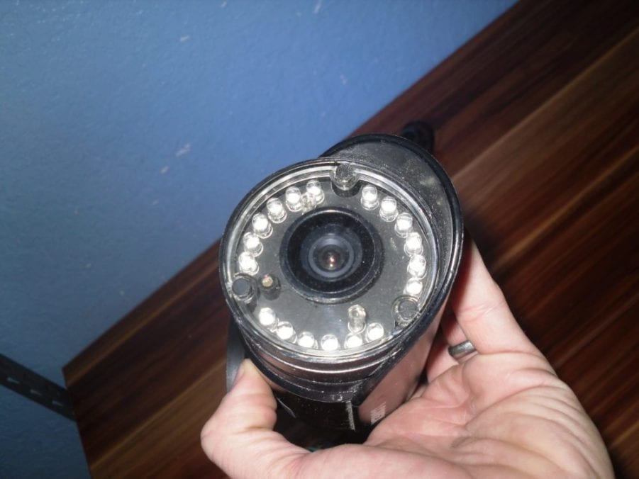 Lorex LW2110 Digital Wireless Security Camera with LW2277B Receiver & AC Adapter - Image 6