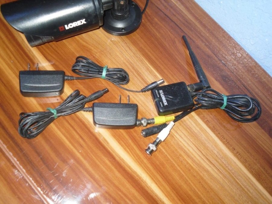 Lorex LW2110 Digital Wireless Security Camera with LW2277B Receiver & AC Adapter - Image 4
