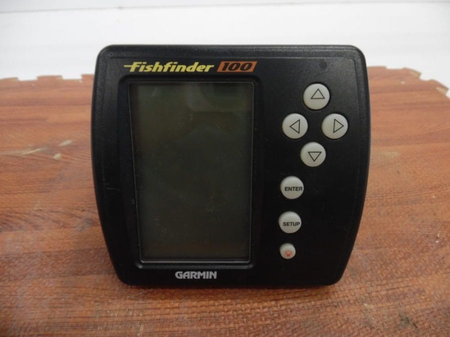 Garmin FishFinder 100 - Used Condition Missing Pixels