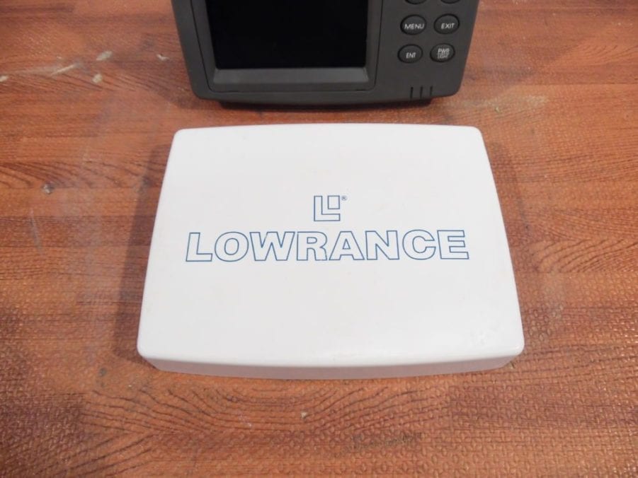 Lowrance X515c DF Fishfinder Display + Suncover - Good Condition - Image 11