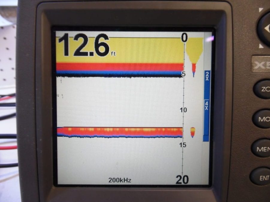 Lowrance X515c DF Fishfinder Display + Suncover - Good Condition - Image 3