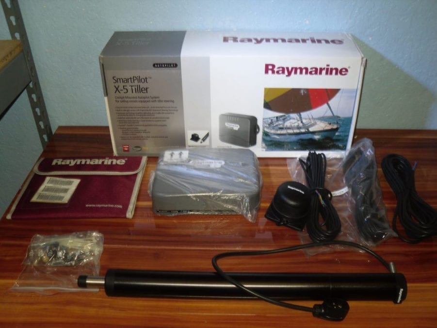Raymarine SAILBOAT AUTOPILOT MINUS DISPLAY Smartpilot X-5 Tiller Pilot Corepack