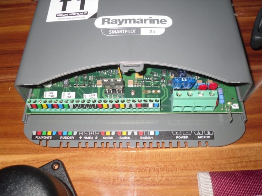 Raymarine SAILBOAT AUTOPILOT MINUS DISPLAY Smartpilot X-5 Tiller Pilot Corepack - Image 10