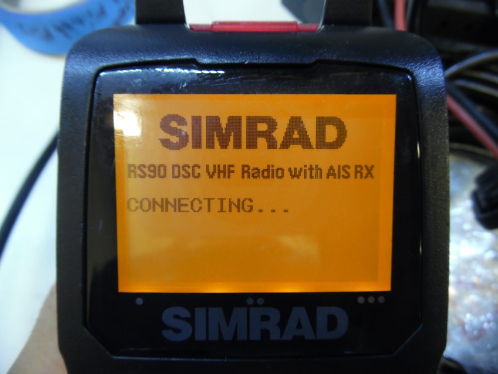 Simrad RS90 VHF Transceiver with Handset & Accessories - Good Cond