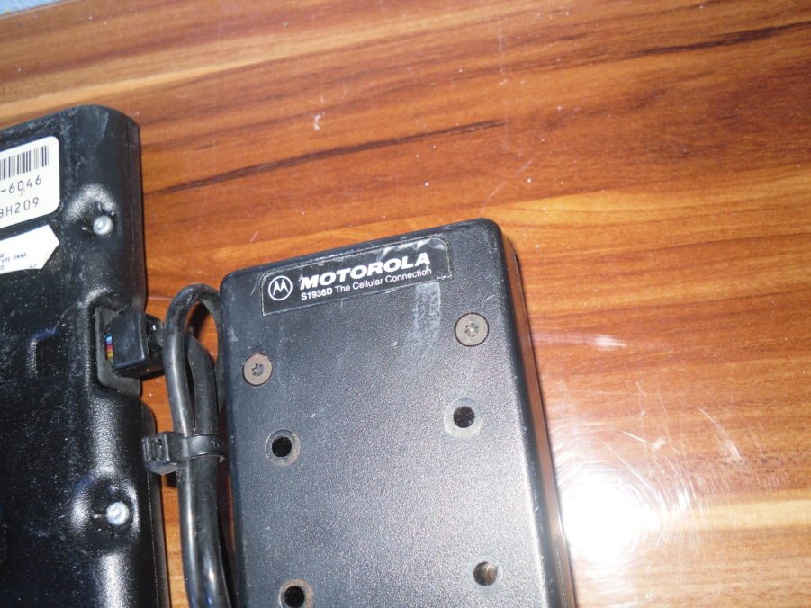 Motorola S1936D Cellular Connection + 19052WNMSE Transceiver- AS IS - Image 4