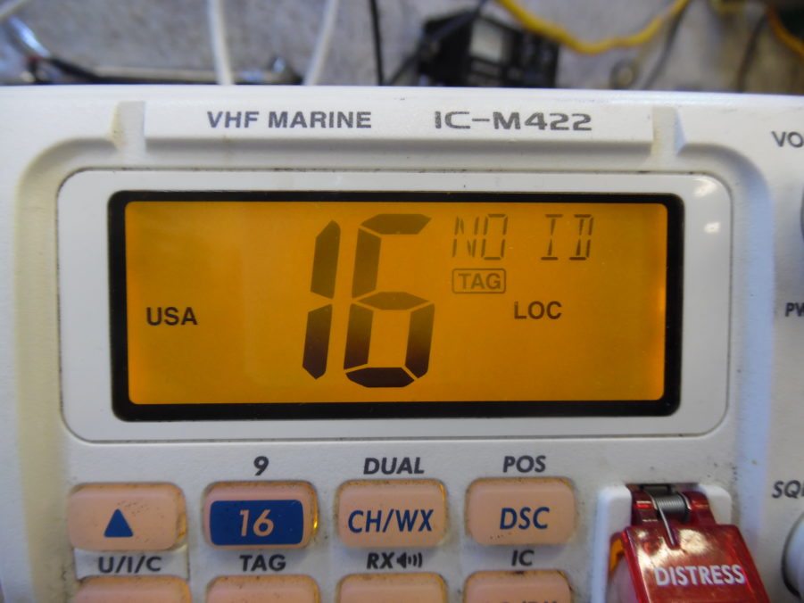 Icom IC-M422 White VHF Marine Transceiver w/ Attached Mic - Good Cond - Image 5