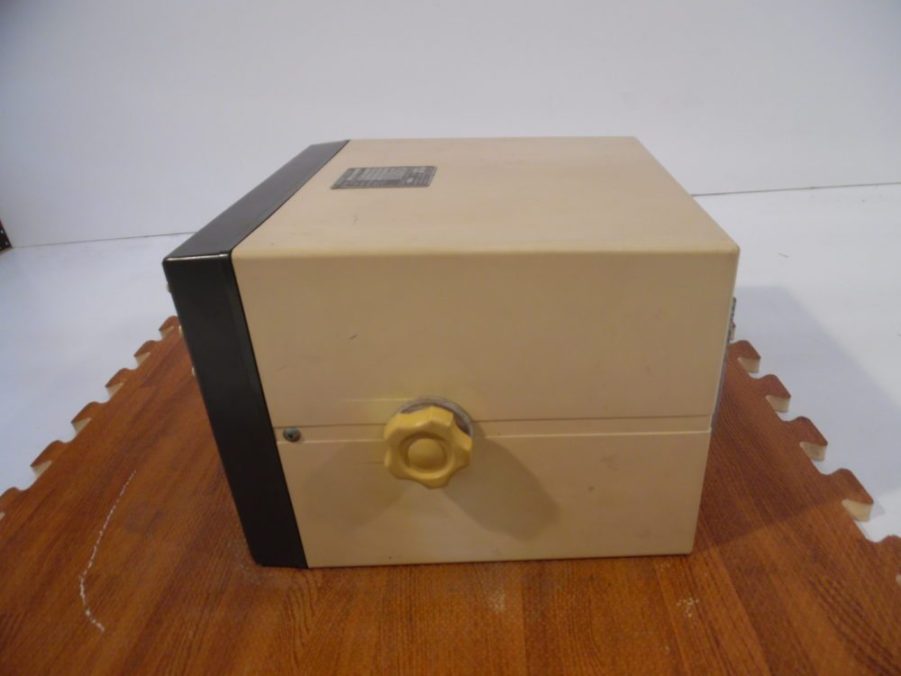 Furuno 1900 CRT Radar Display - TESTED & WORKING - 90 Days Warranty - Image 3