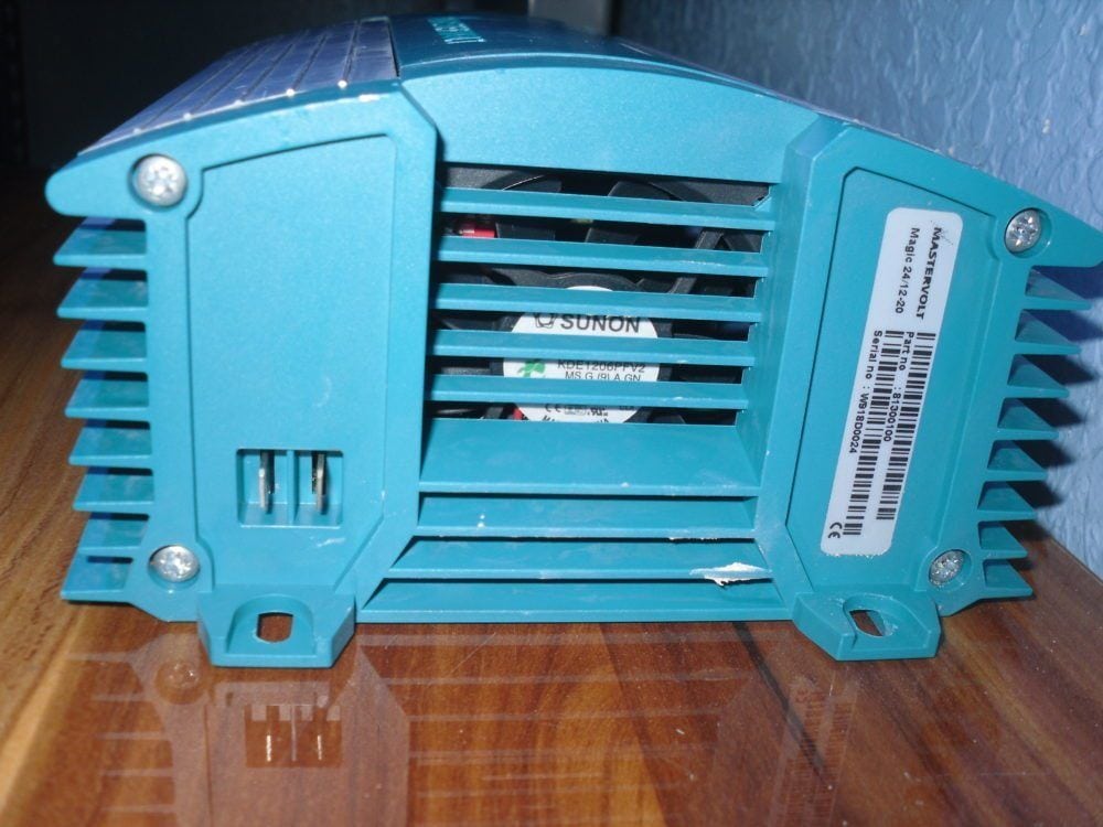 Mastervolt Magic 24/12-20 DC-DC Converter 81300100 - Excellent ...