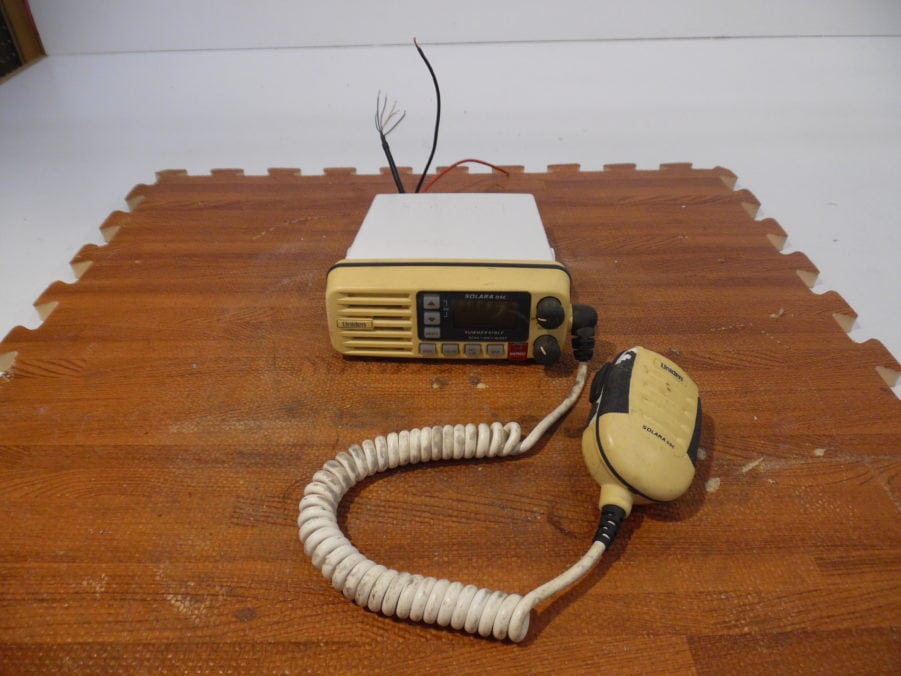 Uniden Solara DSC VHF Radio Good Working Condition Max Marine
