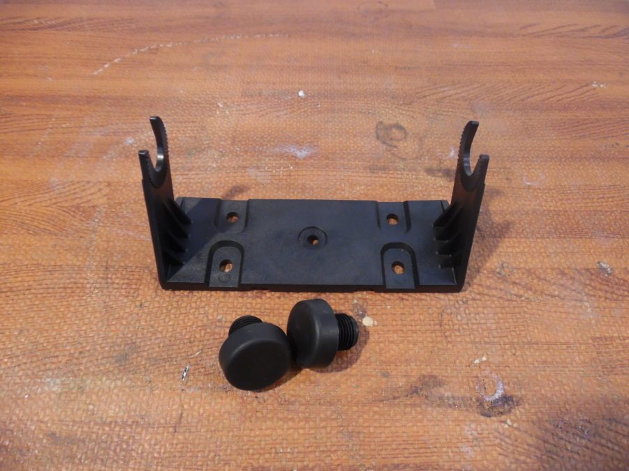 Lowrance LMS-160 Chartplotter Mounting Bracket w Knobs - Good Cond