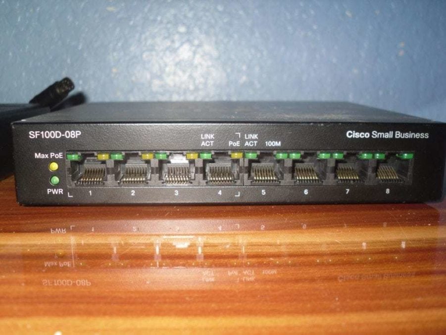 Cisco SF100D-08P Desktop Switch PoE 8 Port 10/100 with AC Adapter - Image 3