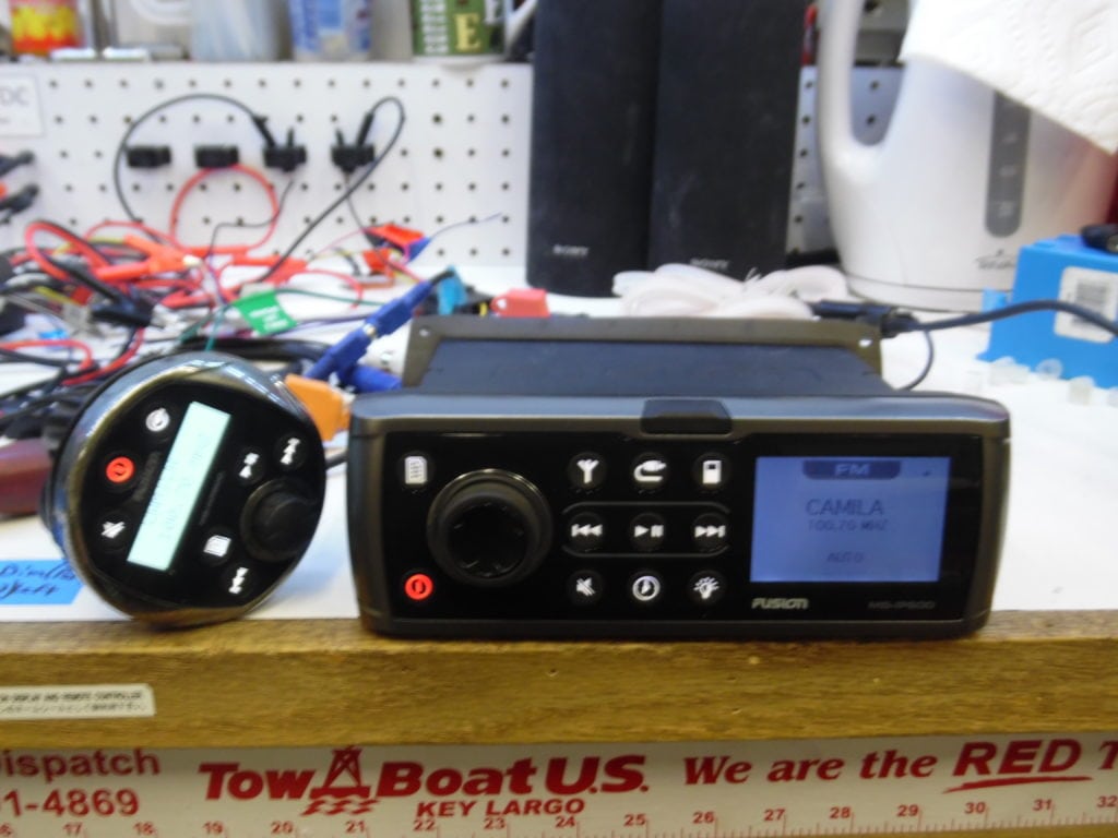 Fusion MSIP600 Marine Stereo Head Unit FULLY TESTED LCD DIM Max Marine Electronics