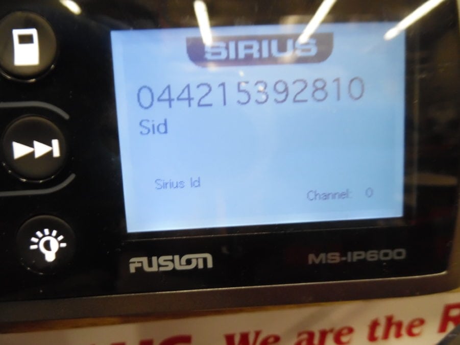 Fusion MS-IP600 Marine Stereo Head Unit - FULLY TESTED - Image 4
