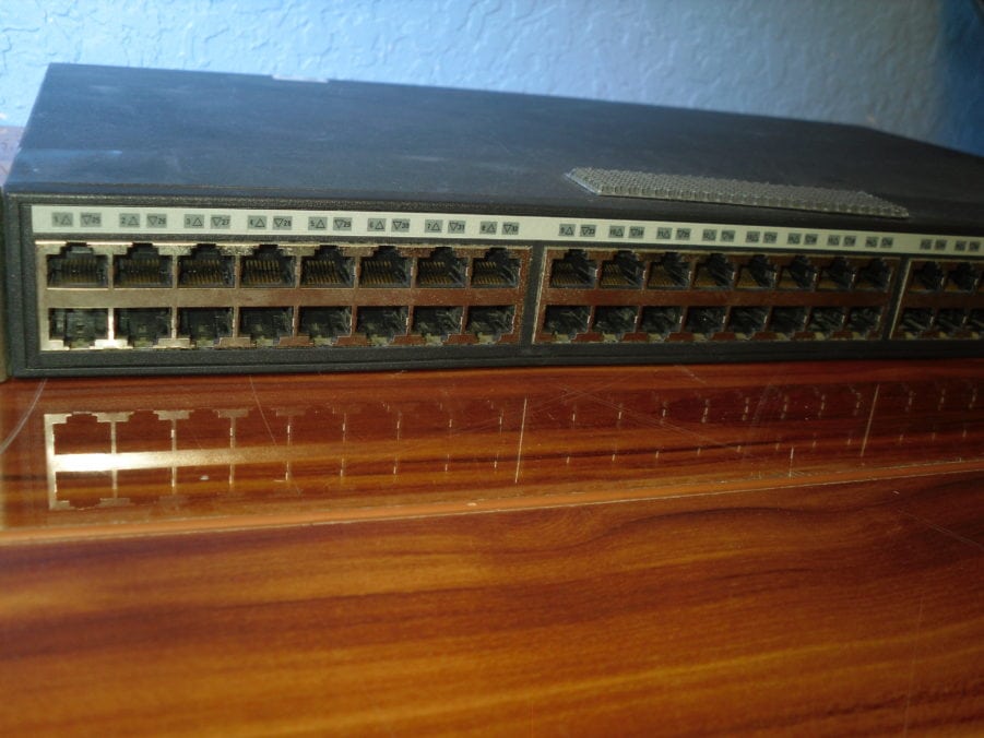 3COM 3CBLSG48 Switch 2948-SFP Plus 48-Port Gigabit Ethernet Switch - Image 3