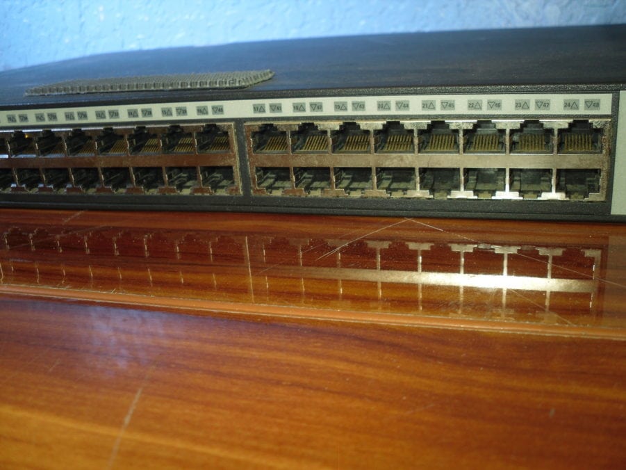 3COM 3CBLSG48 Switch 2948-SFP Plus 48-Port Gigabit Ethernet Switch - Image 4