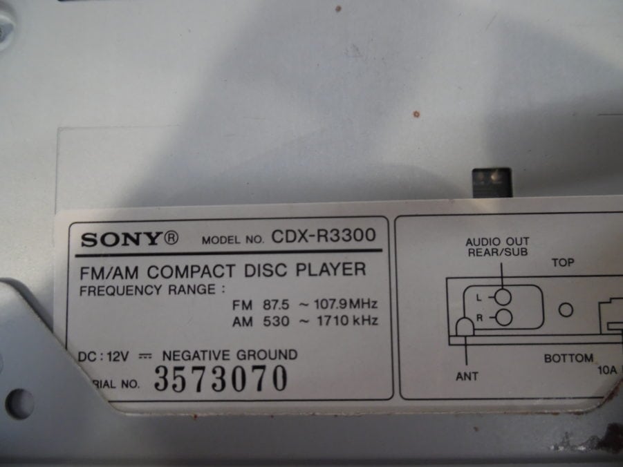 Sony Xplod CDX-R3300 Single Din Radio-90 Days Warranty - Great Condition - Image 8