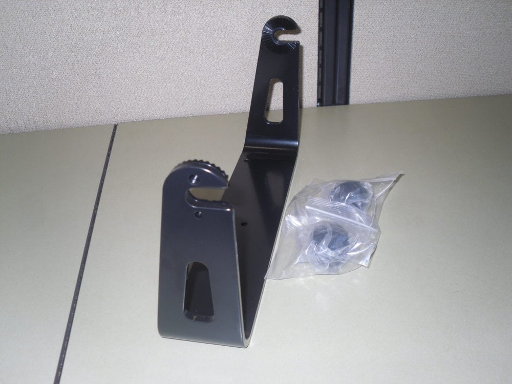 Raymarine R70309 a125 a127 a128 Mount Mounting Bracket + Knobs - Max ...
