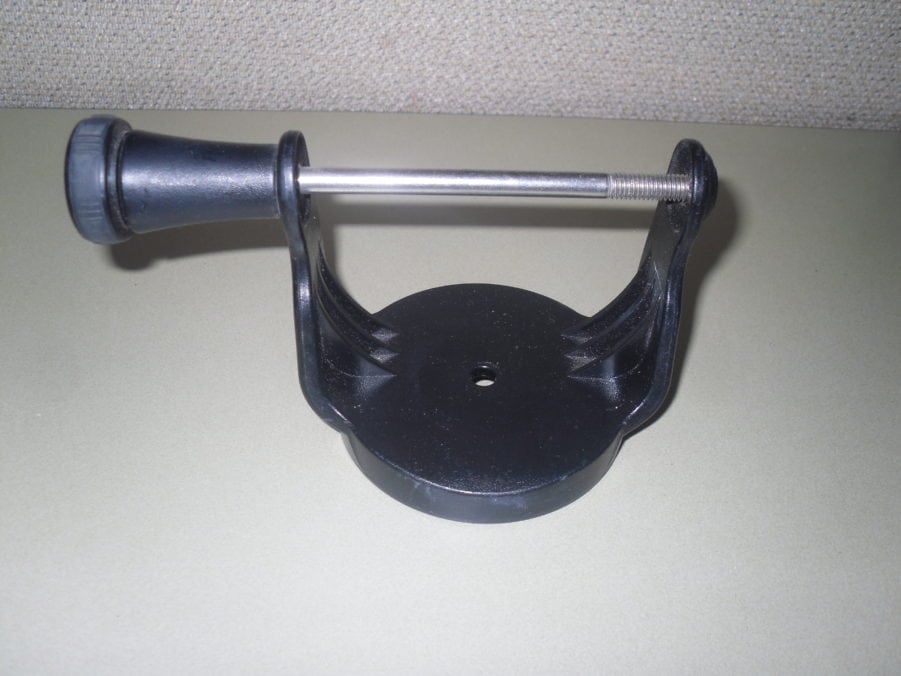 Garmin Fishfinder 120 / 140 / 160C / 250 / 250C Mount - Image 2