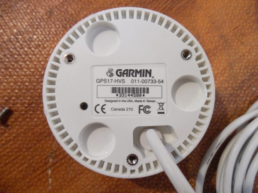 Garmin GPS 17-HVS GPS Antenna With Mount - Tested Working Condition - Image 6