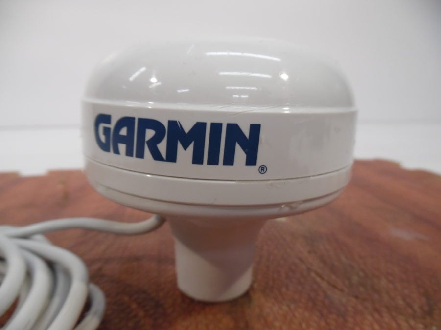 Garmin GPS 17-HVS GPS Antenna With Mount - Tested Working Condition - Image 4