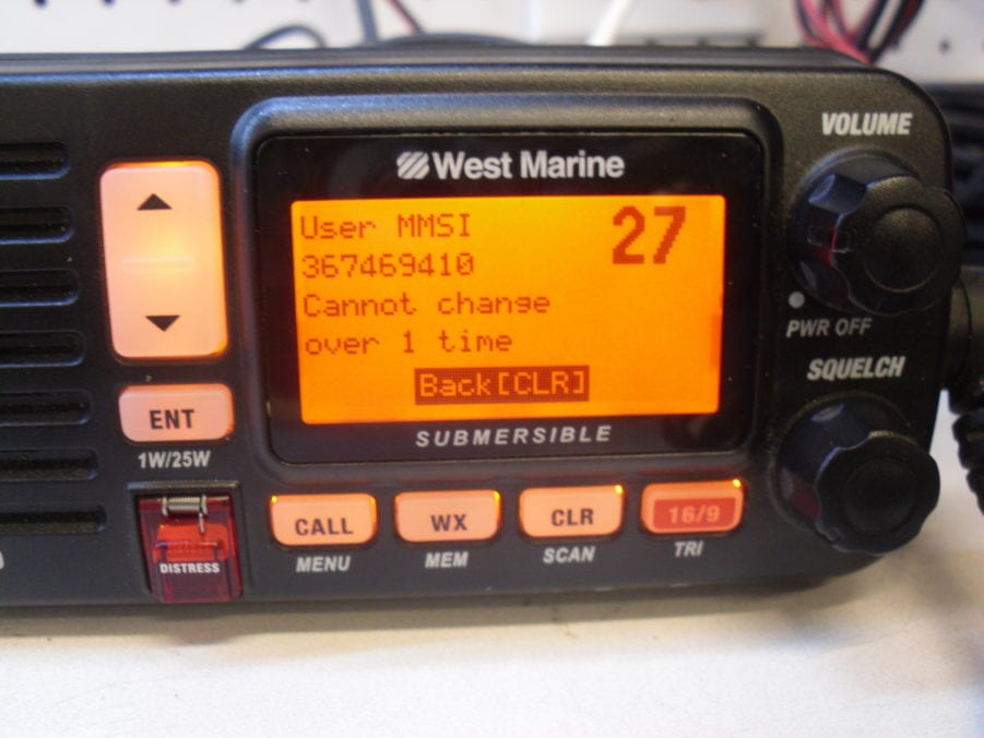 West Marine VHF580 580 VHF Radio Transceiver w/ Mic - Tested - Great Condition - Image 5