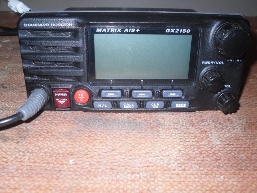 Standard Horizon GX2150 Matrix AIS+ VHF Marine Radio w/ Mic Tested