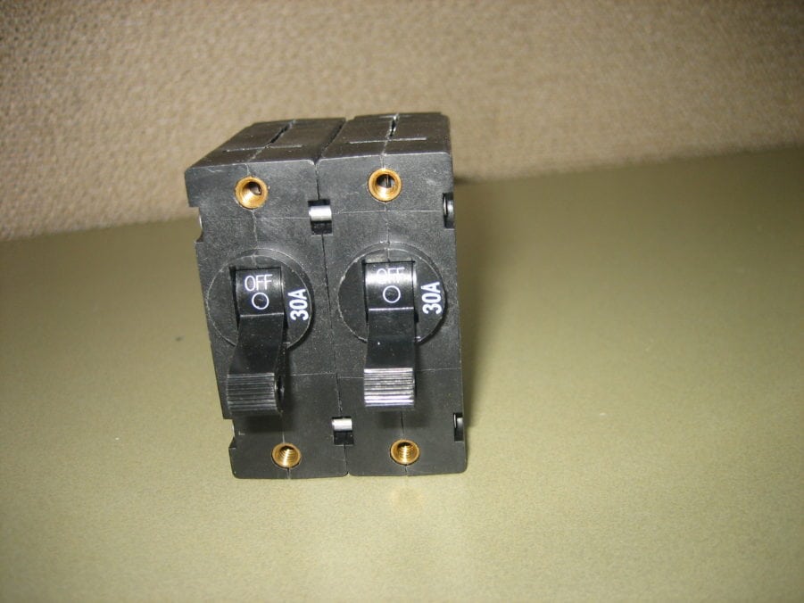 Blue Seas Systems 34-30A Amp Double Marine Circuit Breaker Switch - Image 3