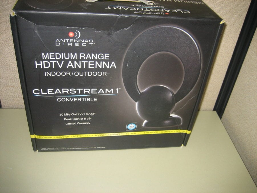 Antennas Direct C1C Convertible HDTV TV Indoor / Outdoor Antenna w/ Mount