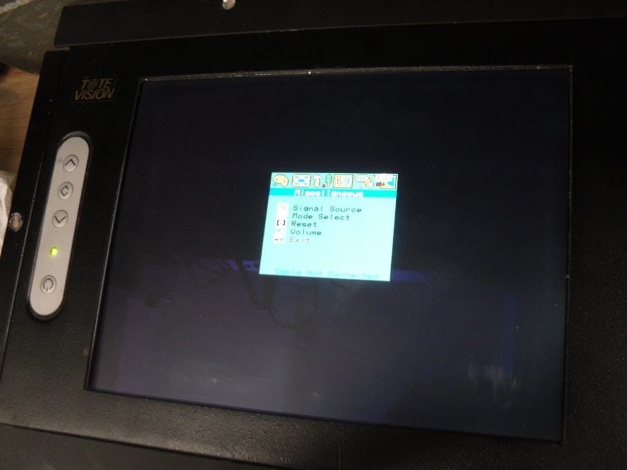 Tote Vision LCD-1042VB 10.4” LCD TV Studio Monitor Screen Flush Mount - Image 3