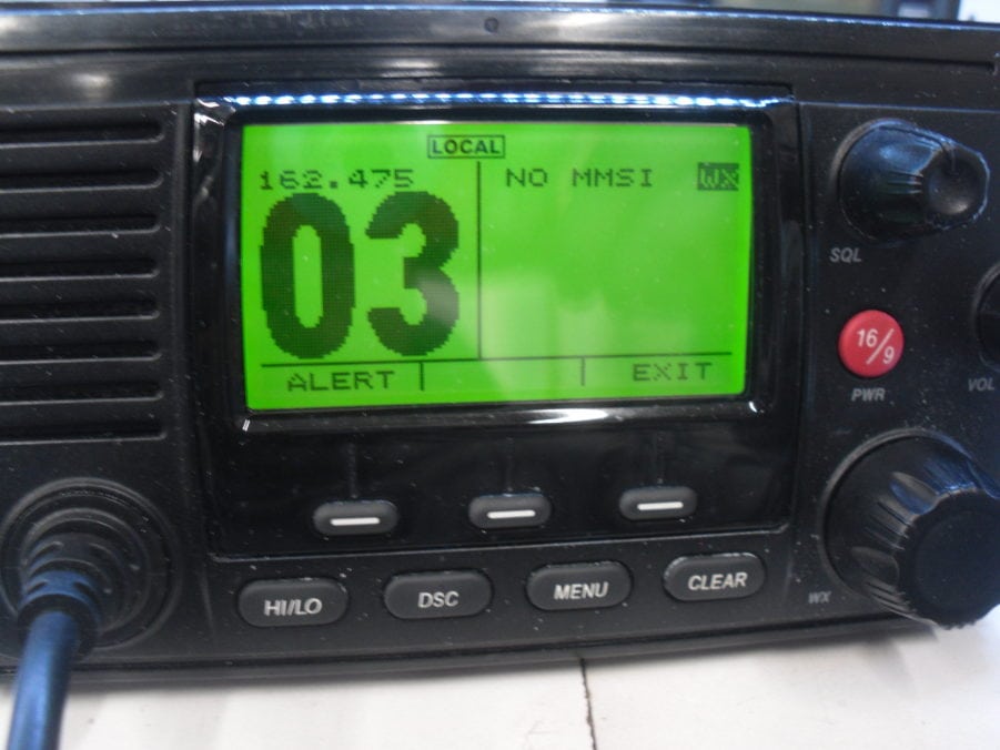 Garmin VHF 100 Marine Radio Transceiver w/ Microphone - Fully Tested - Image 3