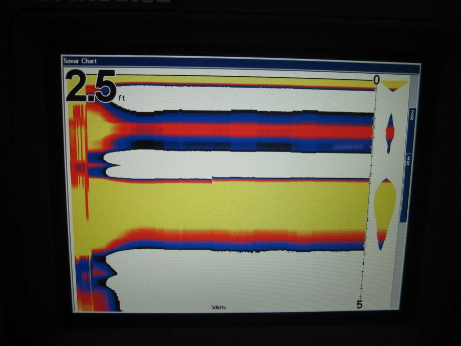 Lowrance LCX-38c HD Fishfinder Chartplotter - Fully Functional but Card Reader Issue - Image 4