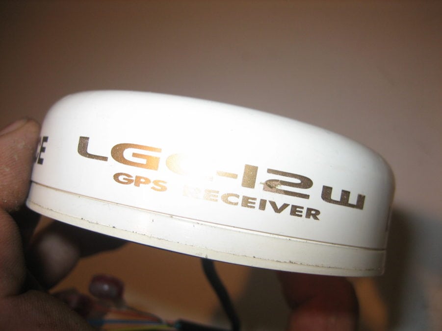 lowrance-lgc-12w-gps-antenna-not-working-parts-repair-only-max