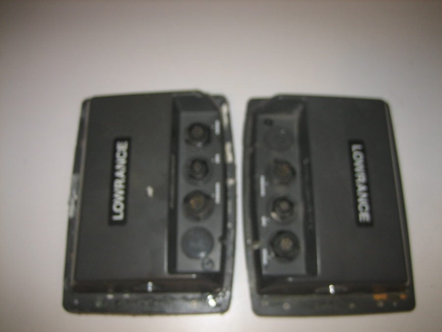 Lowrance LOT OF 2 LCX-18c Units FOR PARTS/REPAIR - BOTH TURN ON AND MOSTLY FUNCT - Image 8
