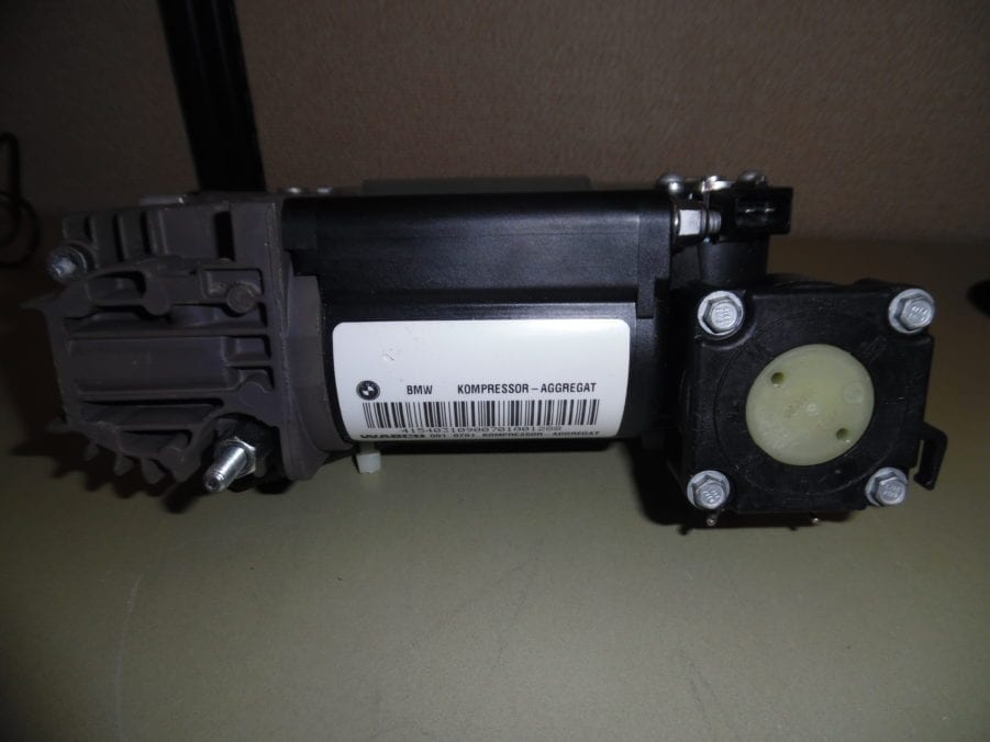 Genuine BMW Suspension Air Compressor f/ 2000-06 BMW X5 E53 Corner Leveling Top - Image 7