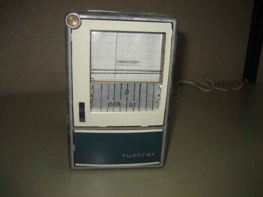 Rustrak Model 288 Signal Chart Degrees Recorder w/ Chart Paper - Image 5