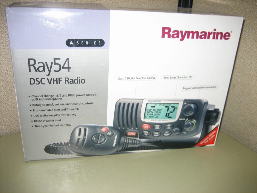 Raymarine Ray54 DSC VHF Radio w/ Mic, bracket, sun cover - New in Box - Image 5