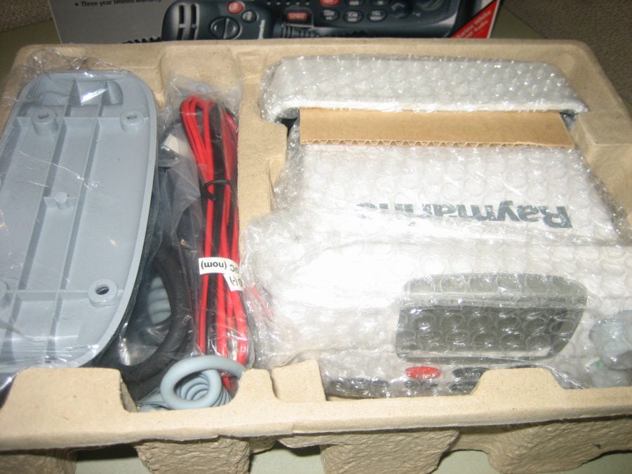 Raymarine Ray54 DSC VHF Radio w/ Mic, bracket, sun cover - New in Box - Image 4