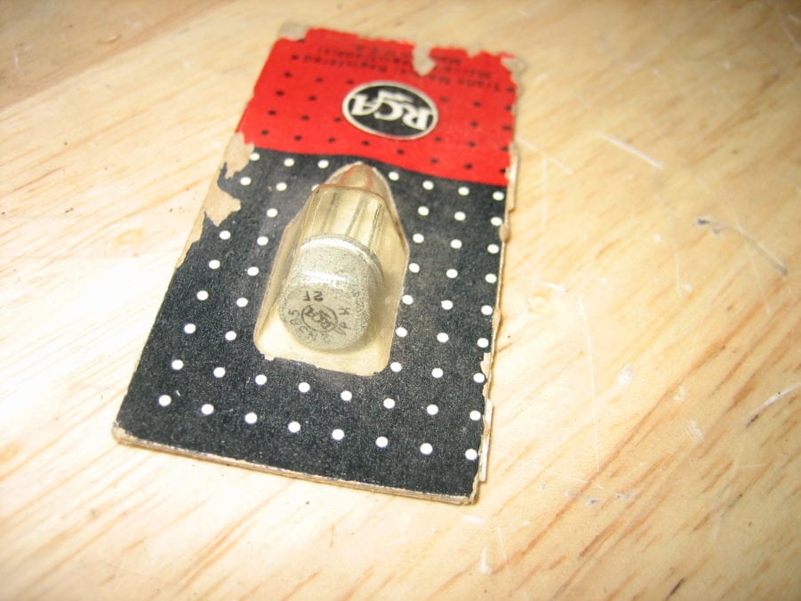 RCA 2N585 Solid State Device Transistor FF 6L 2F - Image 2