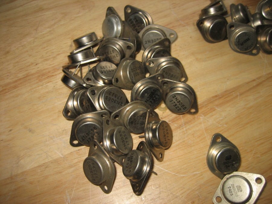 RCA Motorola 2N3055 Transistors - LOT OF 40 - Image 3