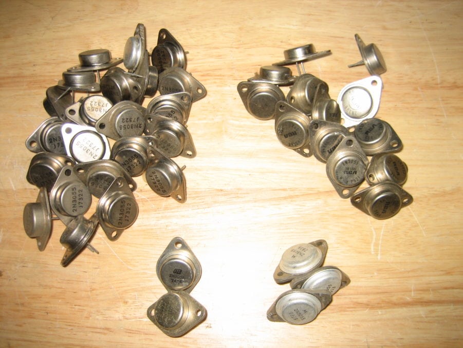 RCA Motorola 2N3055 Transistors - LOT OF 40 - Image 5