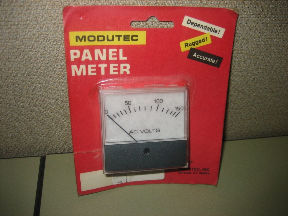 ModuTec AC Volt Panel Meter 0 to 150 V - NEW - Max Marine Electronics