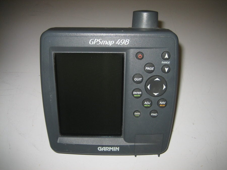 Garmin GPSMAP 498 Chartplotter W/ Internal GPS - UPDATED - 90 DAY WARRANTY