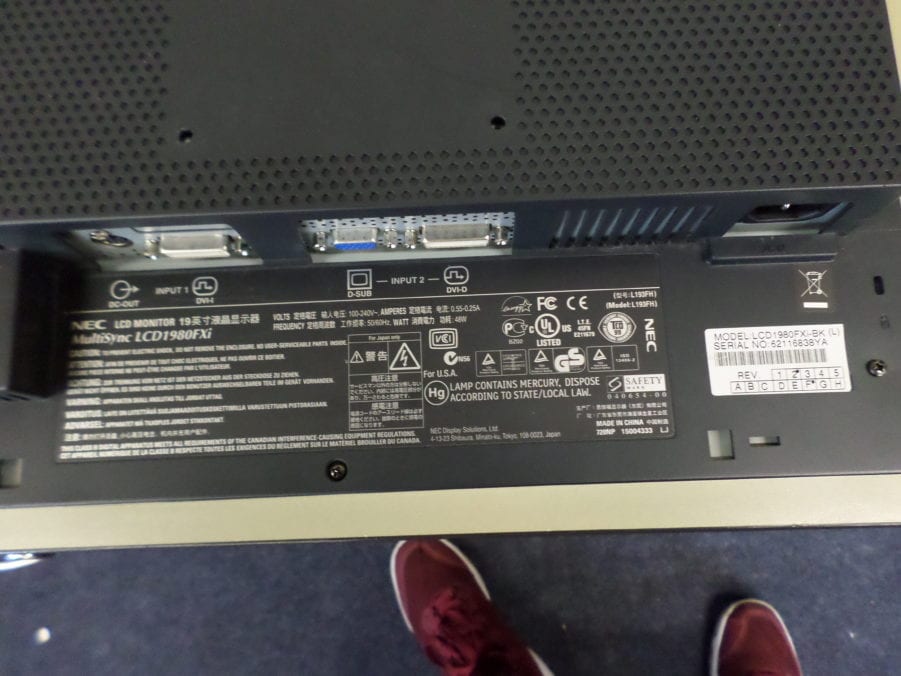 NEC 19" LCD Monitor - MultiSync  LCD1980FXi - 115/230VAC - Tested - Image 9