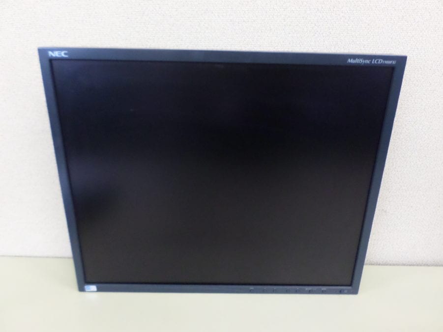 NEC 19" LCD Monitor - MultiSync  LCD1980FXi - 115/230VAC - Tested - Image 5