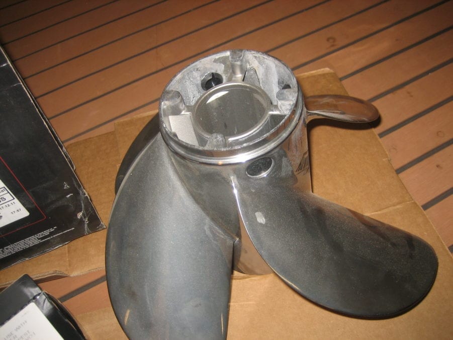 Mercury Revolution 4 Rev4 48-857027A46 19P LH Prop Propeller - BRAND NEW IN BOX - Image 7