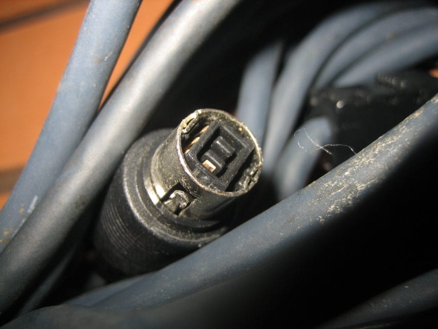Alpine KWA-500B 5 meter Ai-Net Connection Cable for Marine Stereo - BCCALPA - Image 4